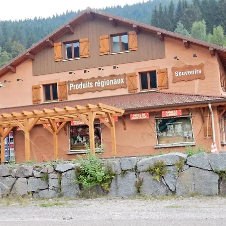 Pleasant Chalet In Near Ski Area * Le Ménil
